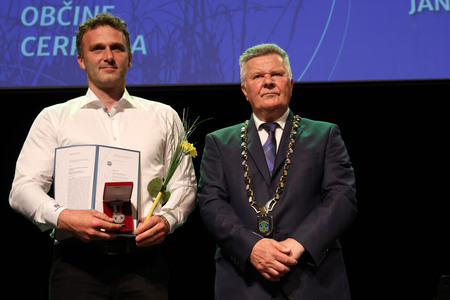 SLAVNOSTNA SEJA OBČINSKEGA SVETA S PODELITVIJO OBČINSKIH PRIZNANJ 38 FOTO LJUBO VUKELIČ